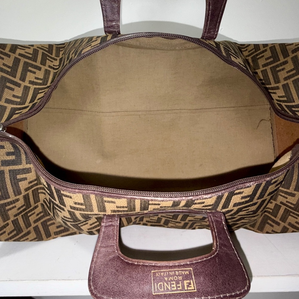 Rare Auth FENDI Travel/weekender Bag with COA - Picture 9 of 14